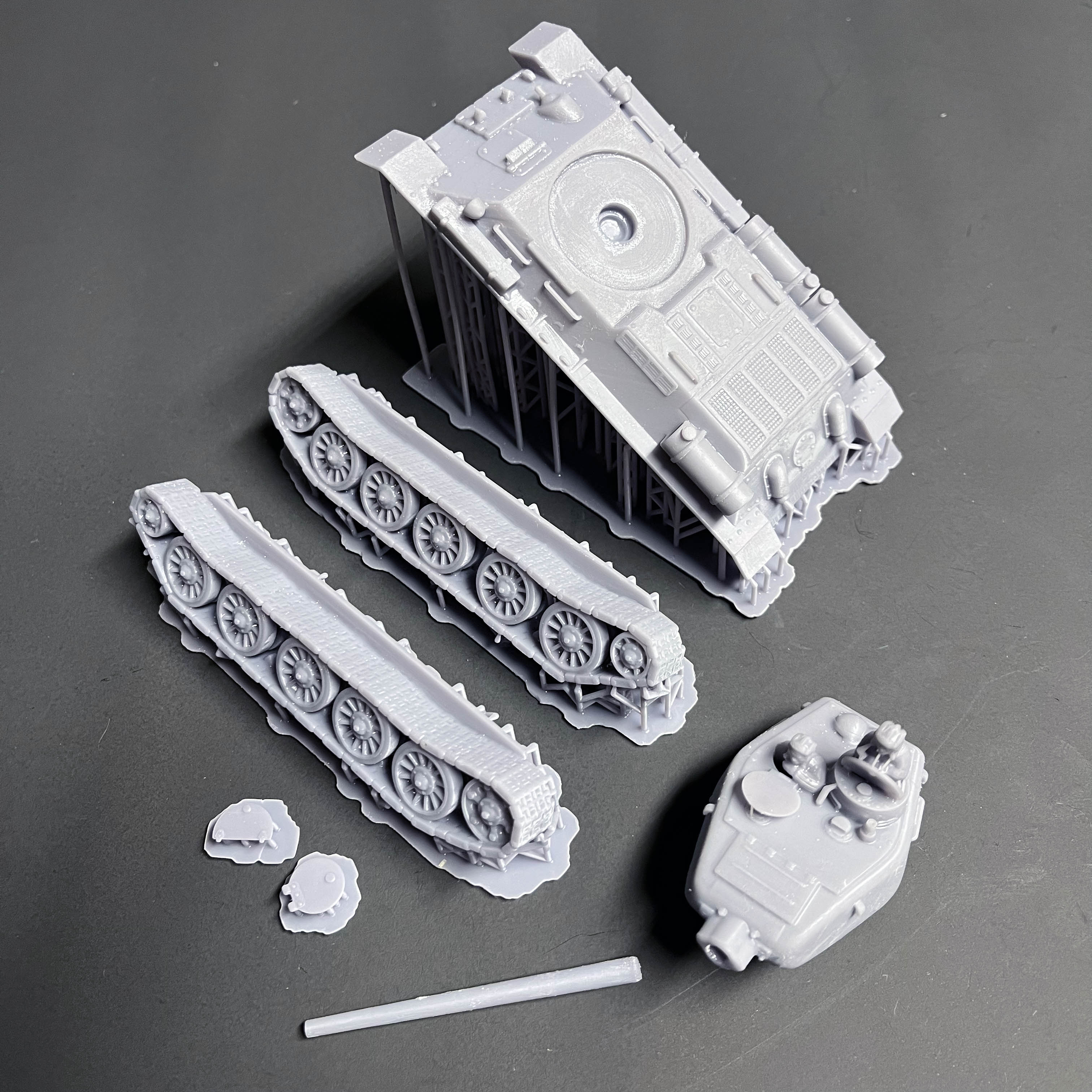 Soviet T-34/85 Tank - 3d Printed Scale Model Tank 1:56 / 28mm - RKX Miniatures
