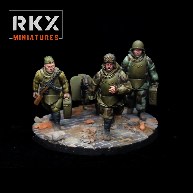 Soviet Engineer SG43 Team Deploying - 3d Printed Scale Model 1:56 / 28mm - RKX Miniatures